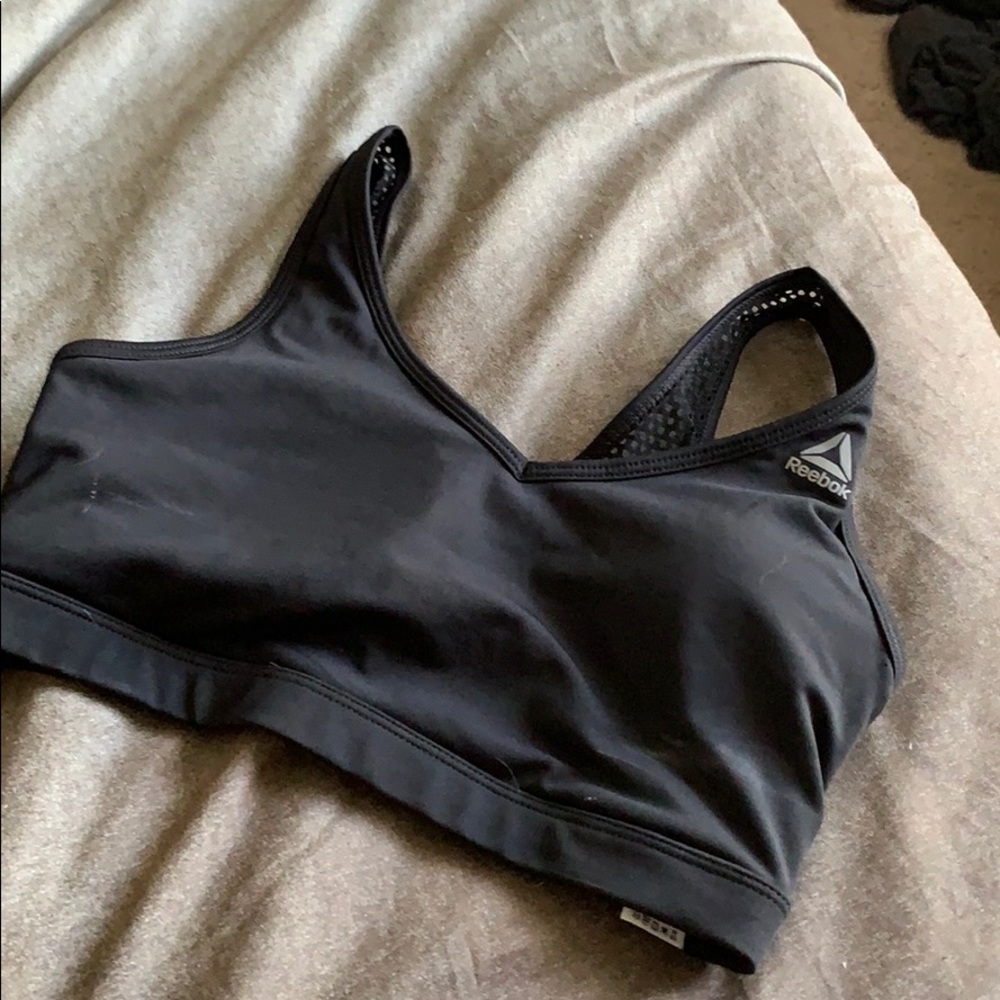Sports bra